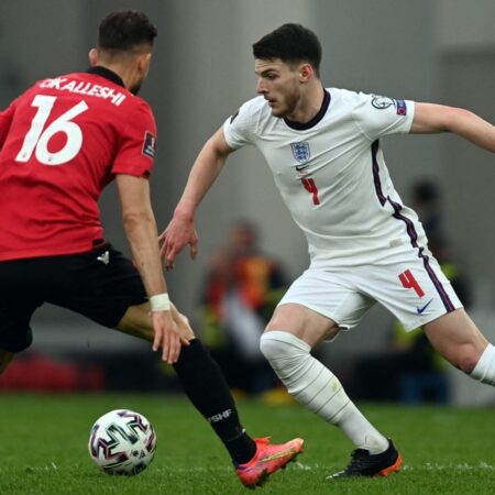 Soi kèo Albania vs Anh lúc 00h00 ngày 17/11/2025